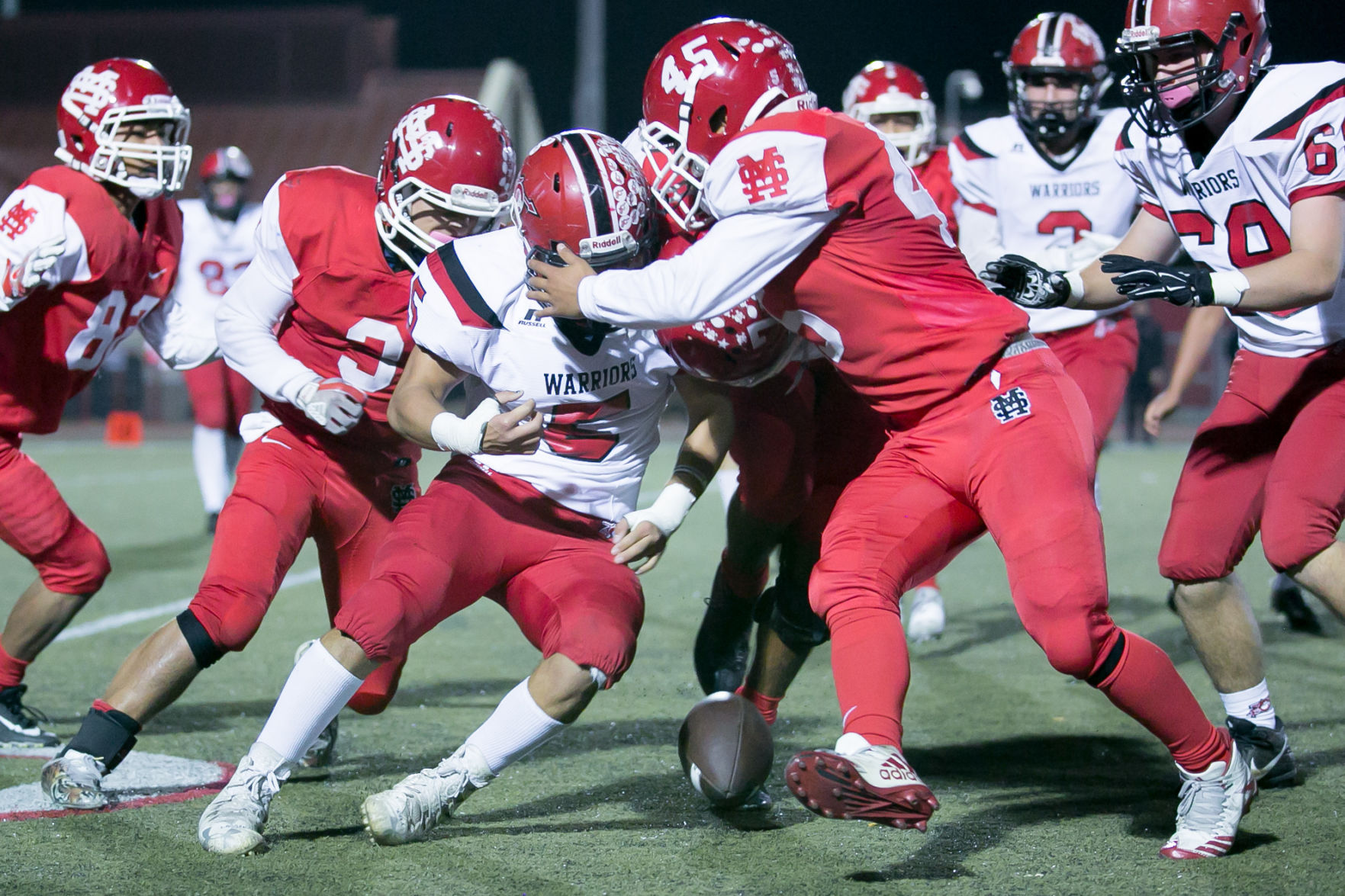111017 Santa Maria Carpinteria Football 007.jpg